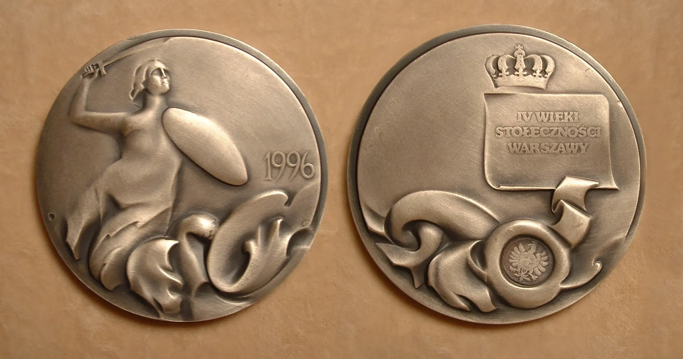 4 wieki medal